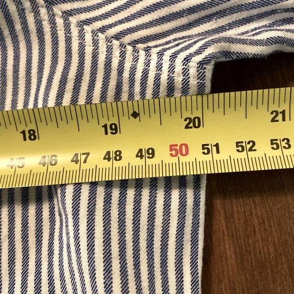 TAHARI Pinstripe Striped Shirt - Picture 5 of 6